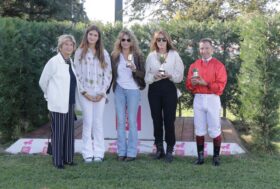 All’ippodromo SNAI San Siro è domenica solo per Que Tempesta che batte Tempesti nel Premio Riccardo Zanocchio