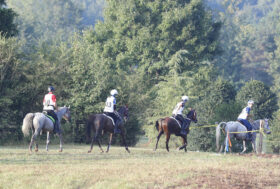 Kybett Vinci, Saviori e Garin sul traguardo di Fontainebleau