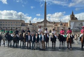 Italia Polo Challenge, i cavalli sfilano nel centro di Roma