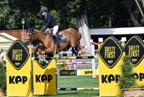 Piazza di Siena: presented by KEP Italia: fa festa la belga Zoe Conter