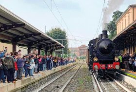 Tutti in carrozza! Treni e cavalli insieme ai festeggiamenti per il 150° della tratta ferroviaria Trofarello-Cambiano-Chieri