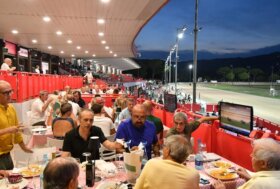 All’ippodromo Snai Sesana infrasettimanale del mercoledì con la giornata di trotto riservata ai ‘Gentlemen’