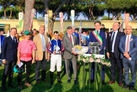 San Rossore presenta la fase finale della stagione di corse iniziata il 26 ottobre, che culminerà quest’anno domenica 5 aprile con il 136° Premio Pisa