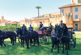 “Tutti in carrozza!”