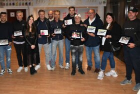Ultima stagionale all’ippodromo Snai Sesana con la TQQ del Premio Gazzarrini all’outsider Fiore Cla. Brilla Libera SSG che chiude in bellezza a Montecatini.